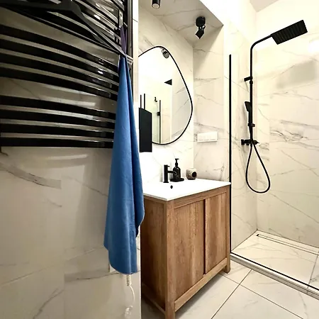 Jagiellonczyka - Self Check-in 20h * Vratislav